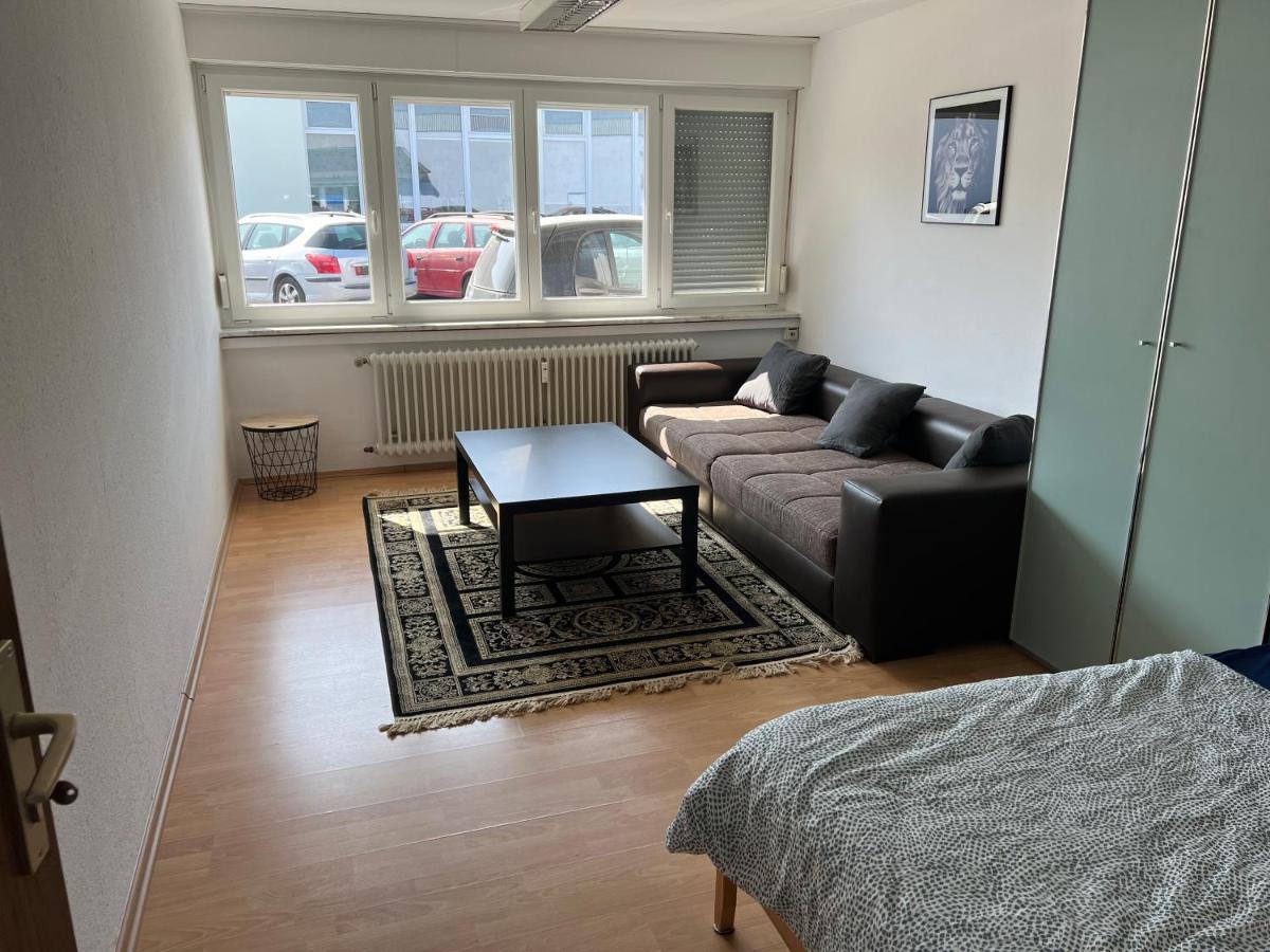 Ferienwohnung Monteurzimmer Карлсруе Екстер'єр фото