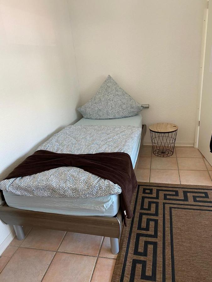 Ferienwohnung Monteurzimmer Карлсруе Екстер'єр фото